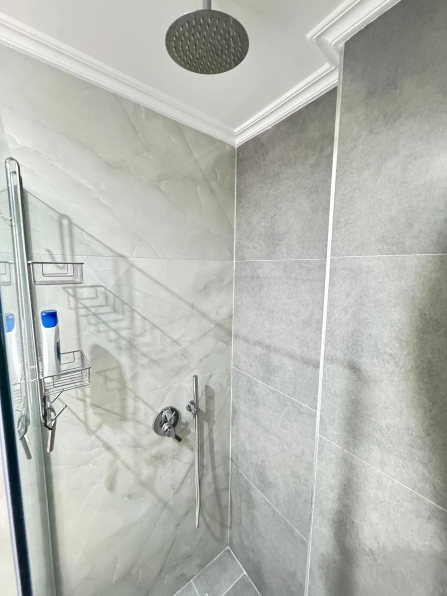 Sun & Sea Apartment Saranda מראה חיצוני תמונה