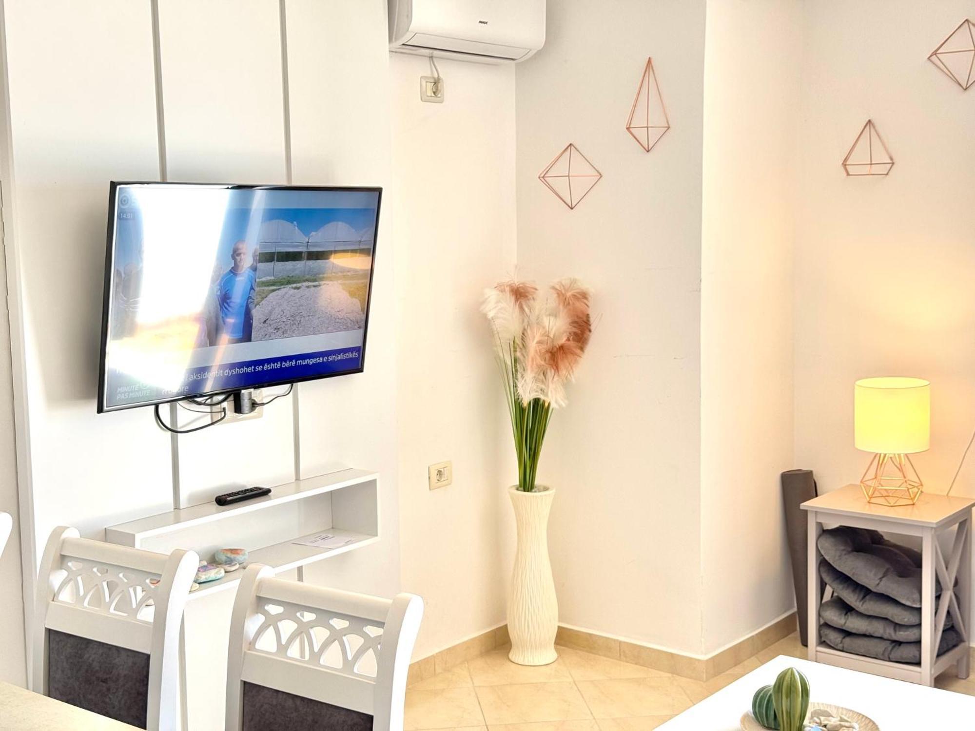 Sun & Sea Apartment Saranda מראה חיצוני תמונה